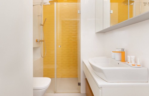 Zaspa Apartment | Apartment in the Clouds by Renters