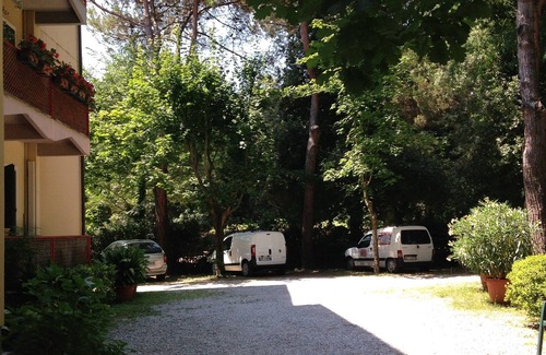 Ronchi Apartment | APARTMENT IN TUSCANY 500 METERS FROM THE SEA NEAR Forte dei Marmi (Versilia)