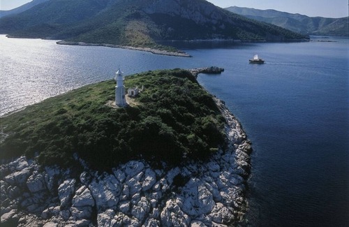 Zuljana Apartment | Apartment in Žuljana with Seaview, Terrace, Air condition, WIFI (3558-1)