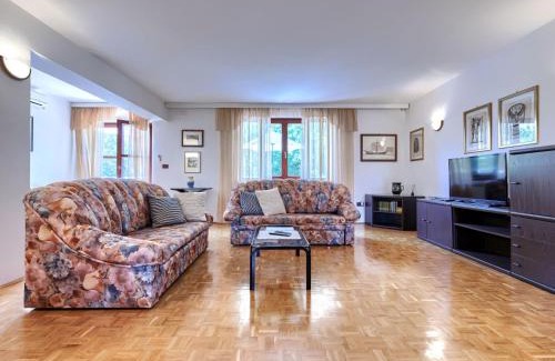 Vinkuran Apartment | Apartment Lorenzin by Interhome