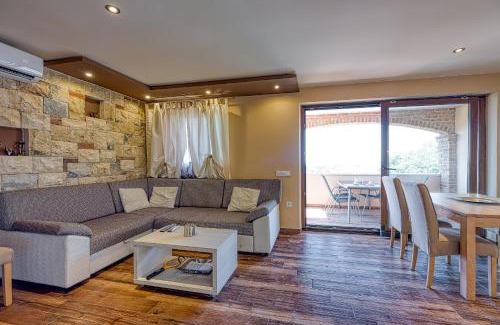 Mugeba Apartment | Apartment M- Panoramic View