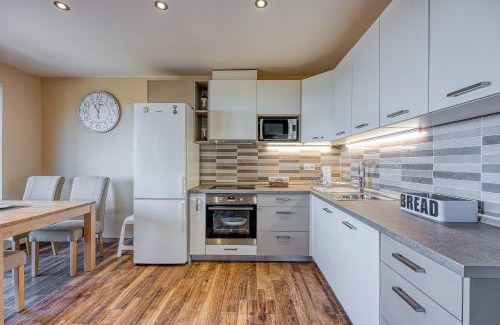 Mugeba Apartment | Apartment M- Panoramic View