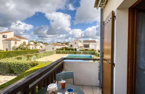 Saint-Palais-sur-Mer Apartment | Apartment Moulin de la Brunette-5 by Interhome
