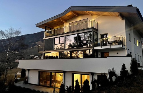 Terento Apartment | Apartment 'Mountain Stay Sunset' with Mountain View, Private Terrace and Wi-Fi