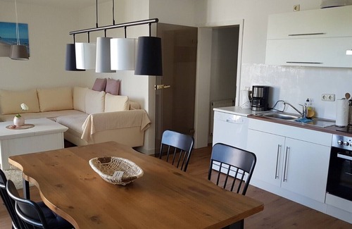 Breege Apartment | Apartment near the beach with garden