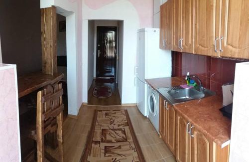 Kamenets-Podol'skiy Apartment | Apartment on Zarvanskaya in Old Town