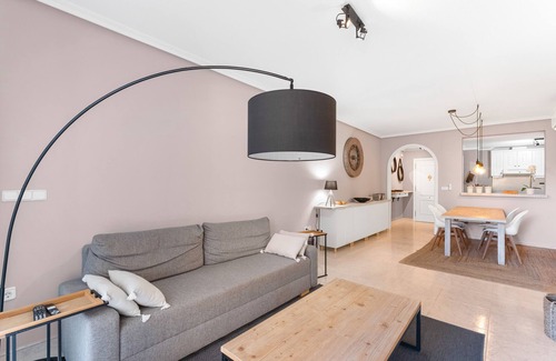 Orihuela Costa Apartment | Apartment 'Ra Sol' with Shared Pool, Wi-Fi and Air Conditioning