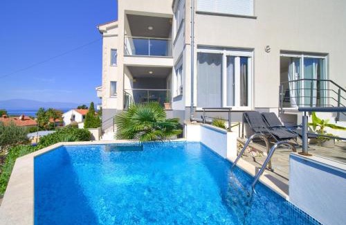 Njivice Apartment | Apartment Sasso Bianco with the Private Pool