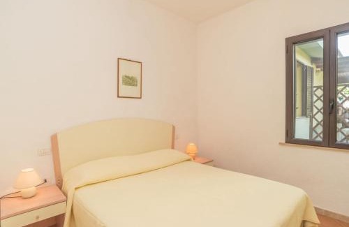 Costa Rei Apartment | Apartment Stella con piscina comune - REI101 by Interhome