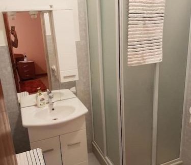 Brna Apartment | Apartment Tina