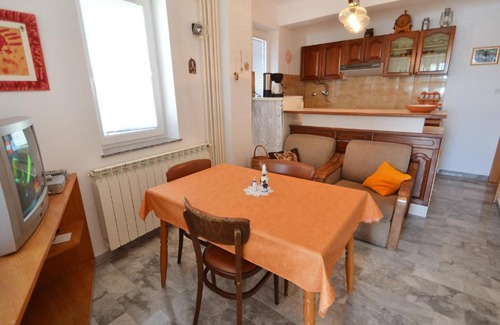 Barbat na Rabu Apartment | Apartment Travaš-1 by Interhome