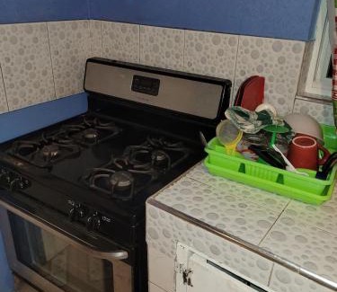 Yallahs Apartment | Apartment with 4 beds plus private parking off street