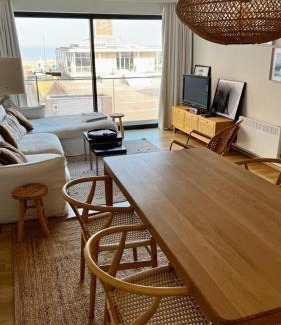 Knokke Apartment | Apartment with a view and parking