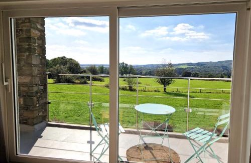 Bohon Apartment | Apartment with beautiful views near Durbuy