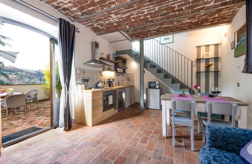 Villamagna House | Apartment with pool and panoramic terrace 2 steps from Florence