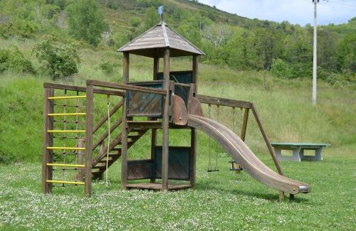 Castelfranco di Sopra Apartment | Apartment with views of the surrounding nature