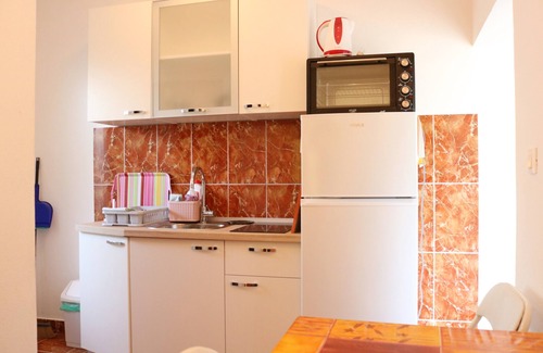 Krvavica Apartment | Apartment Zdenko, (11037), Baška Voda, hr