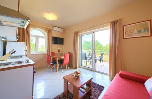 Porat Apartment | Apartment Zlendić very close to the sea