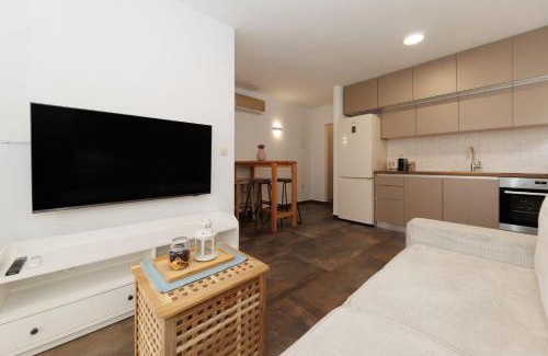 Zadar Apartment | Apartments 23 and 25 with free private parking