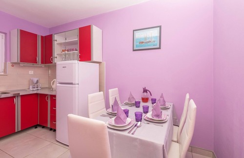 Vrpolje Apartment | Apartments and rooms Goran, (13632), Makarska, hr