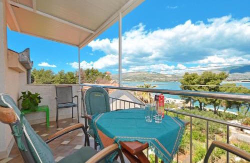 Arbanija Apartment | Apartments Aurelija- 20m from beach