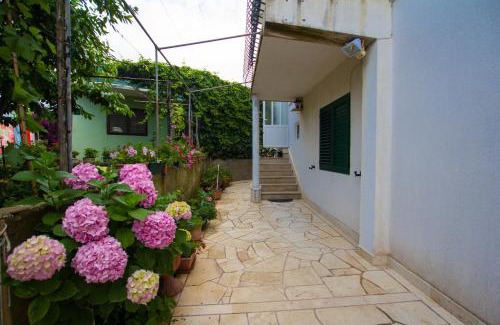 Sucuraj Apartment | Apartments Bartul