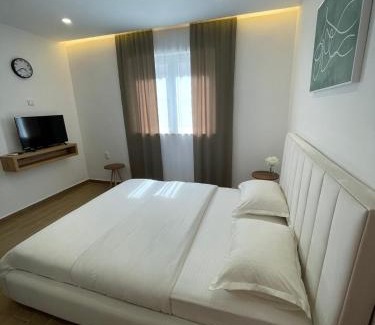 Gjerana Apartment | Apartments Basha 1 - Long Beach