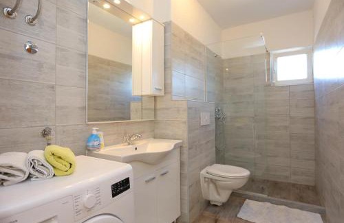Seget Vranjica Apartment | Apartments by the sea Seget Vranjica, Trogir - 17989