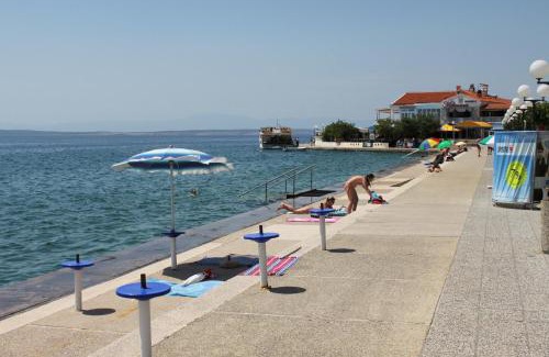 Selce Apartment | Apartments by the sea Selce, Crikvenica - 5367