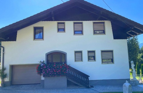 Gummern Apartment | Apartments Fiore am Naturschwimmbad!