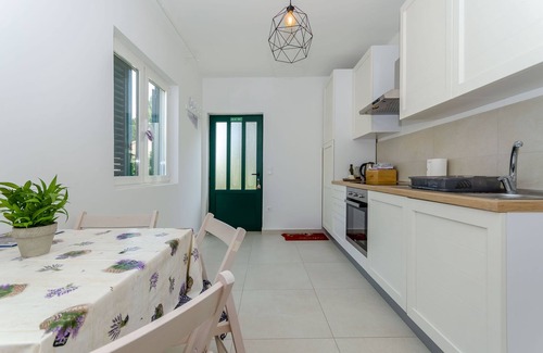 Vrboska Apartment | Apartments Pleasures (91051-A1) - Vrboska - island Hvar