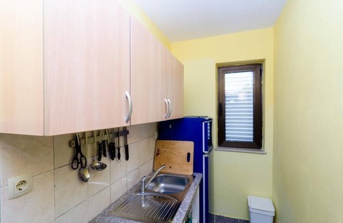 Drace Apartment | Apartments Lemeš - Two Bedroom Apartment with Balcony and Sea View Ap1