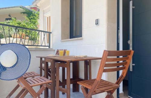 Baska Voda Apartment | APARTMENTS LORY 2, CENTRUM,BRAND NEW,Wi-Fi,100m from BEACH