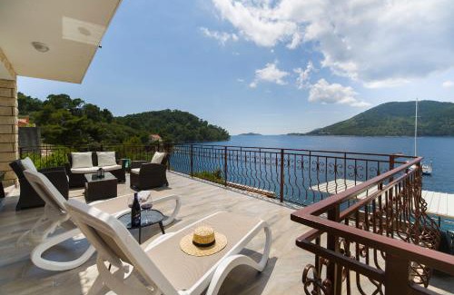 Brna Apartment | Apartments Marija
