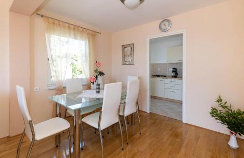 Selce Apartment | Apartments Nada