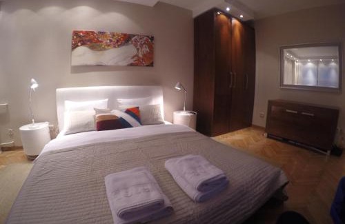 Vracar Apartment | Apartments near St. Sava Temple