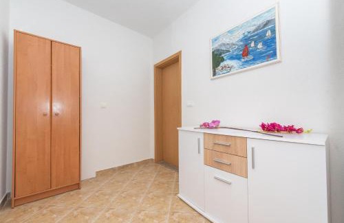 Kastel Stafilic Apartment | Apartments & Rooms Seaside