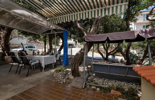 Krvavica Apartment | Apartments Vlatko - affordable & cosy