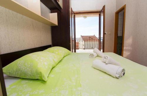 Promajna Apartment | Apartments with parking space Promajna, Makarska - 20785