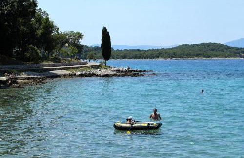 Njivice Apartment | Apartments with parking space Njivice, Krk - 5320
