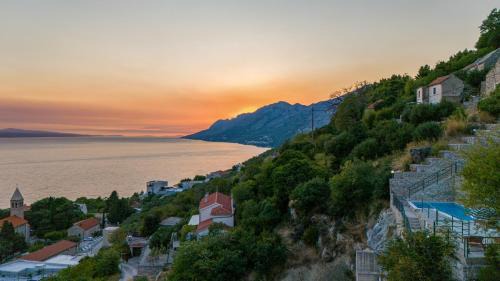 Brela Apartment | Apartments with pool Maraska