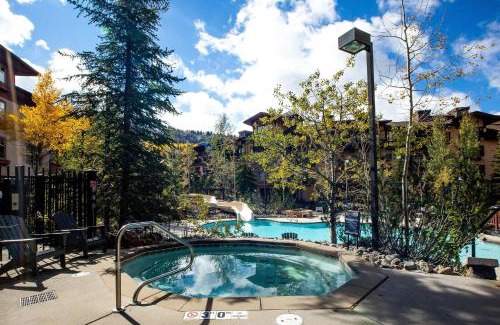 Salt Lake Mountain Resorts House | Apex View