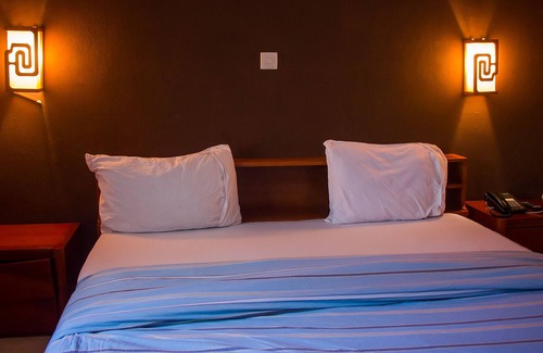 Yaba Hotel | Apollo Hotel