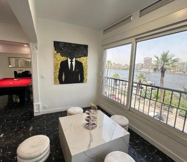 Oula Apartment | APOLO- 3 Bedroom Luxury Nile View Apartment