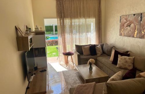 Bouznika Apartment | Apparemment de luxe vue piscine