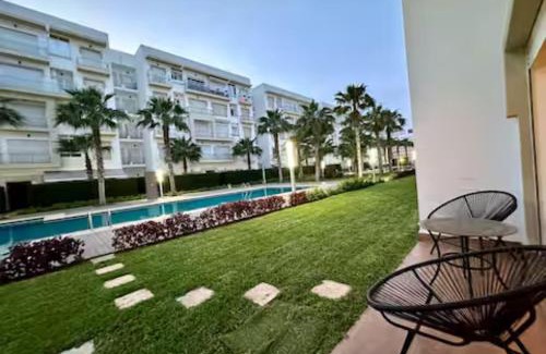 Bouznika Apartment | Apparemment de luxe vue piscine