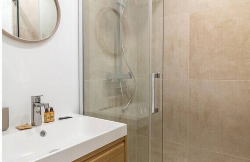 Gambetta Apartment | Appart 9pers#5Bedrooms#La Défense#Balcony