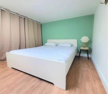 Bretignolles-sur-Mer Apartment | Appart Bréti Plage 3 - duplex avec parking a 50m de la plage