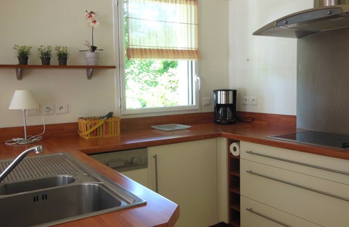 Benodet Apartment | Appart classified * RDC 75 m2, 2 bedrooms, walled garden, walk Benodet