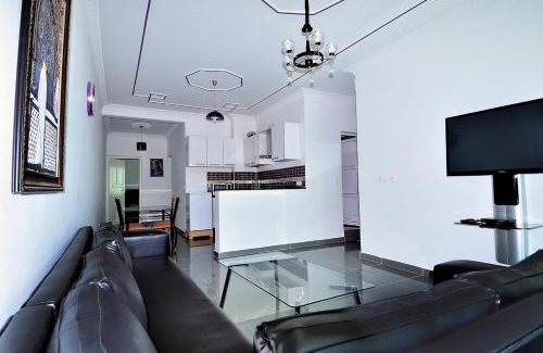 Saidia Apartment | Appart de 80m2 à 800m de la plage, Wifi, Clim, tout les commerces à moins 50m